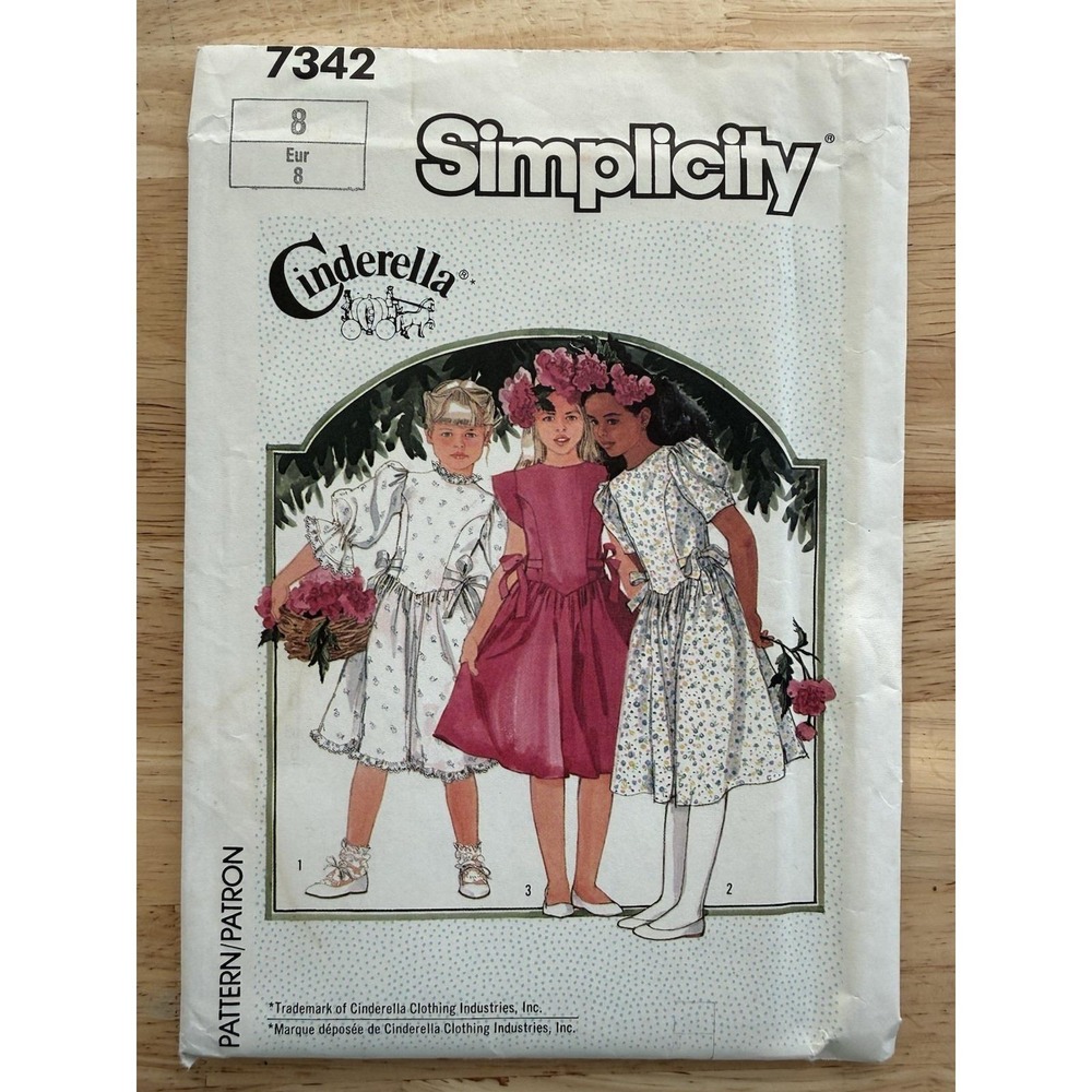 VTG‎ Simplicity Cinderella Pattern 7342 Girls' Dress Size 8 Uncut FF
